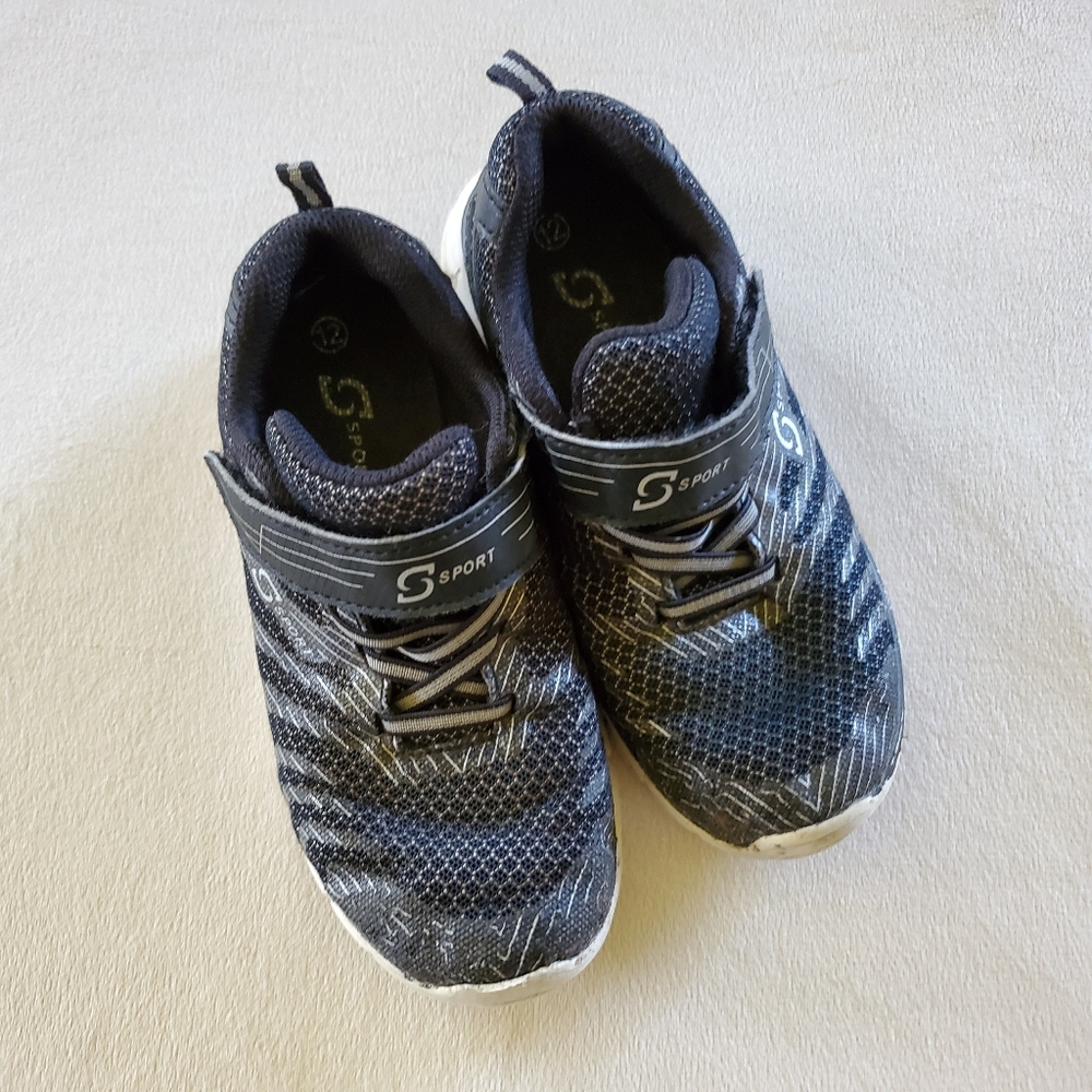 5/$25 Boys Shoes | 12